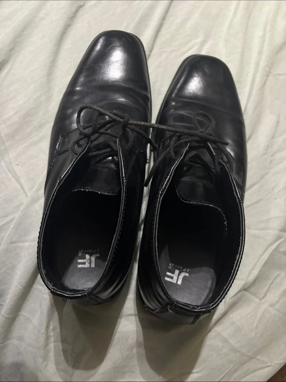 jf j.ferrar Black Leather Chukka Lace-Up Boots